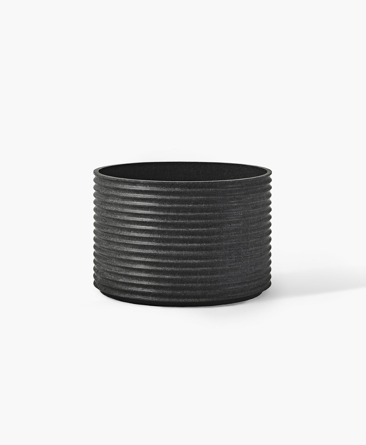 Vase Ring – horizontal reeded finish