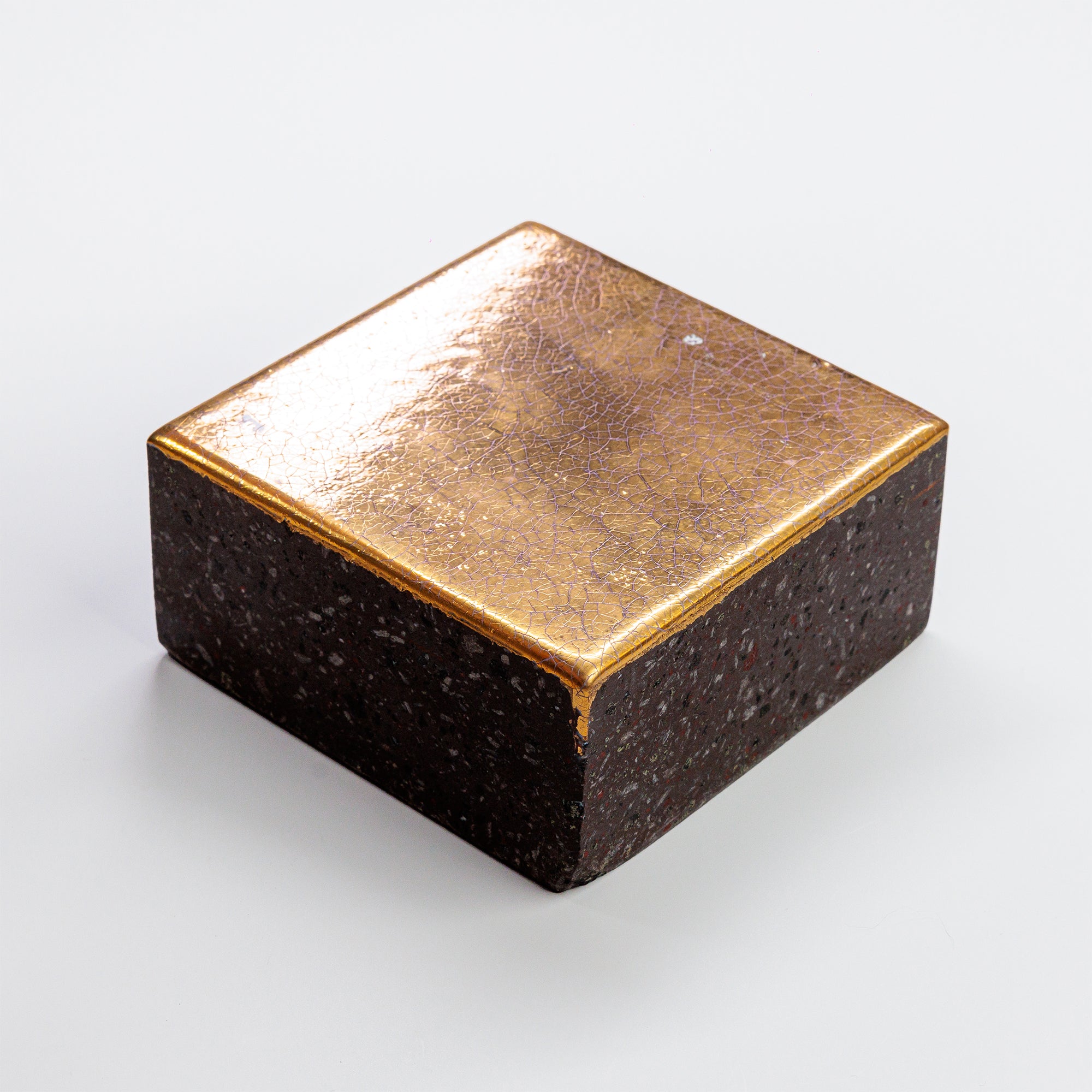 2d Tiles Metallic Stone Gold